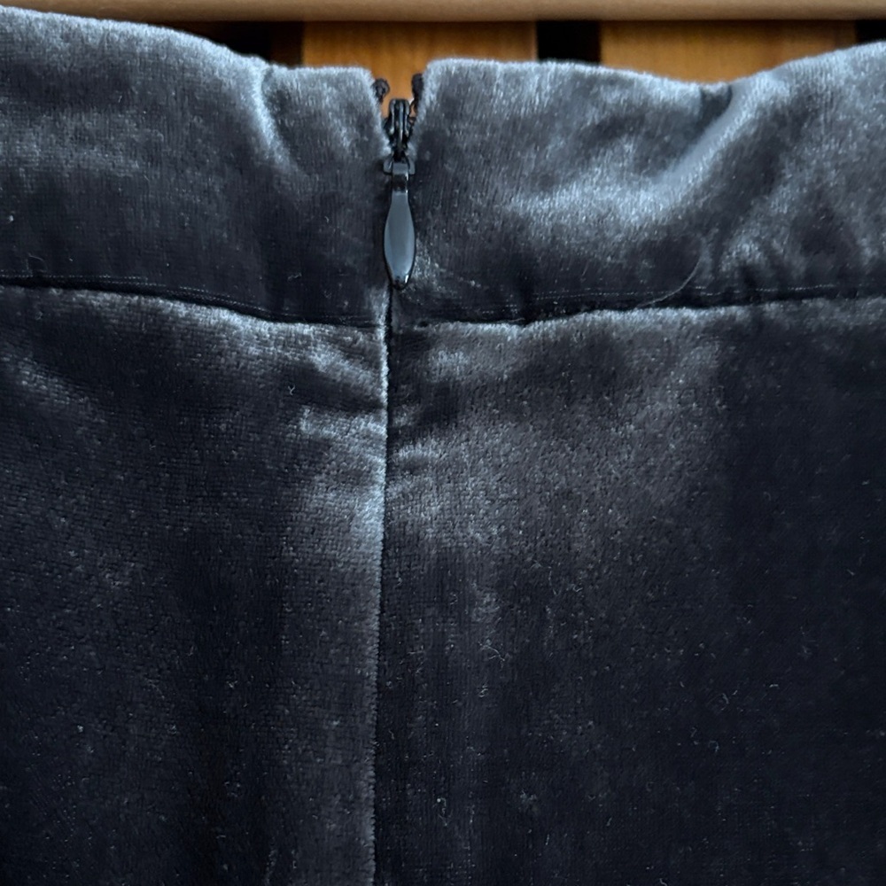 Ann Taylor Black Asymmetrical Velvet Mini Skirt - Picture 5 of 5